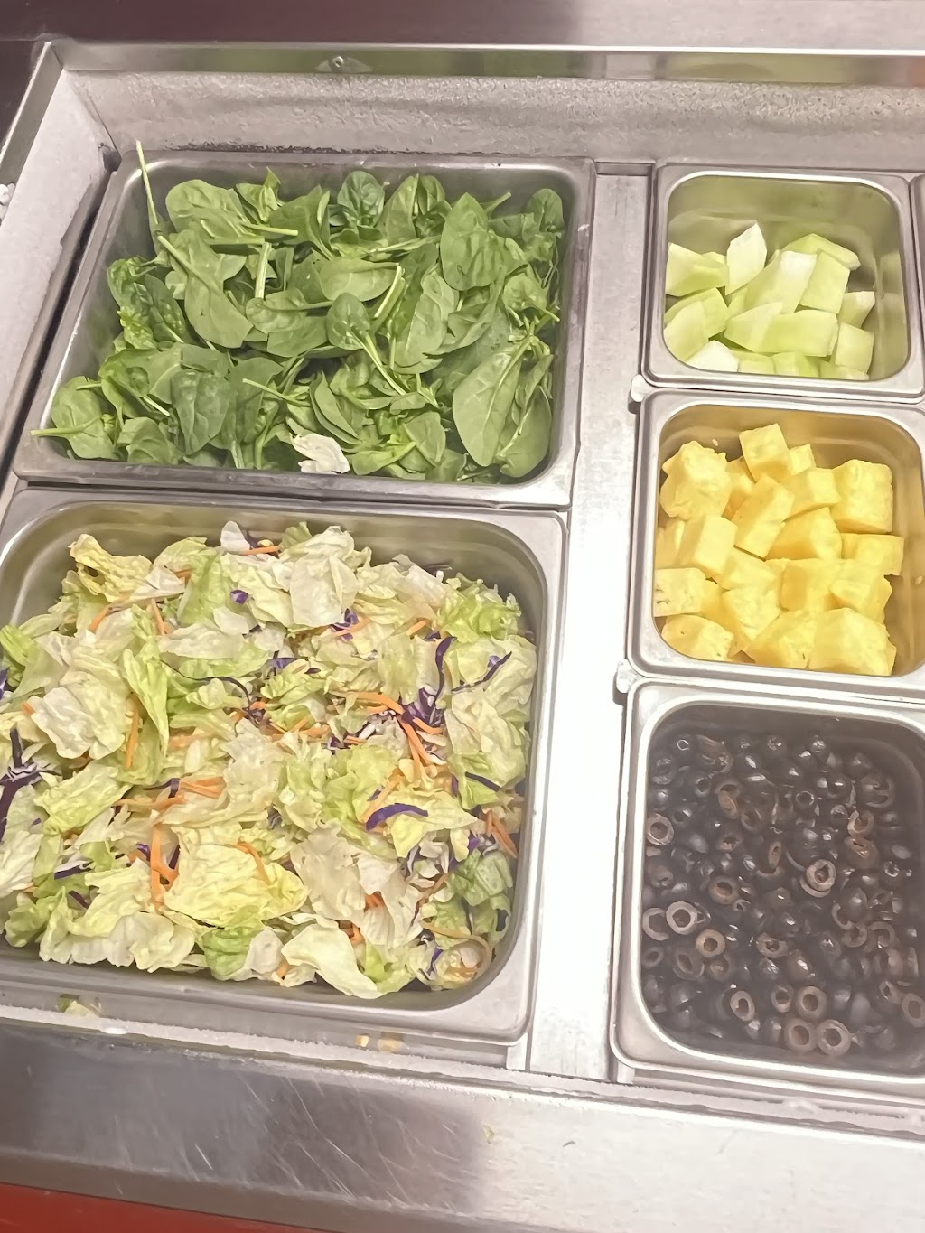 Bing’s lake almanor bistro | restaurant | 300 Main St, Chester, CA 96020, USA | 5302580158 OR +1 530-258-0158