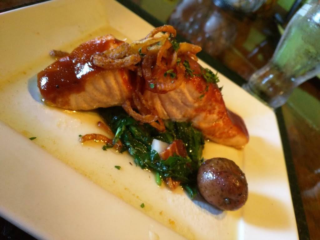 Riverfront Chill & Grill | restaurant | 7401 US-1, Vero Beach, FL 32967, USA | 7725625477 OR +1 772-562-5477