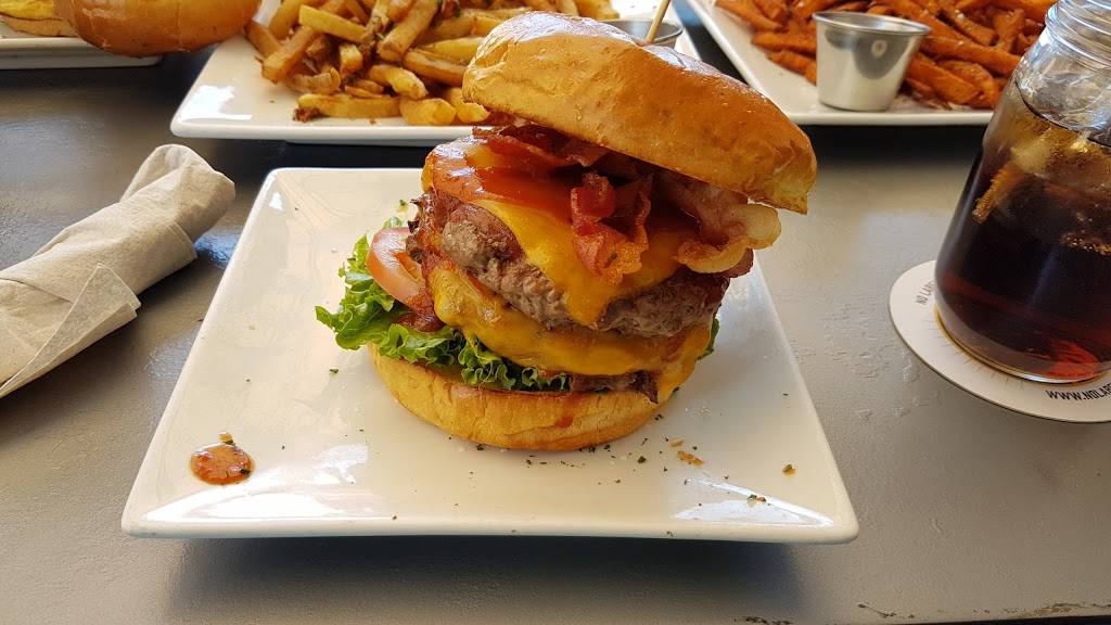 Guru Burgers Crepes | meal takeaway | 2268 Texas Dr, Sugar Land, TX 77479, USA | 2813130026 OR +1 281-313-0026