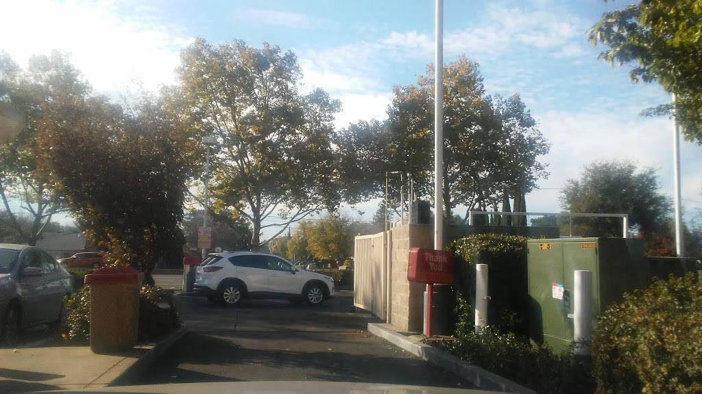 Wienerschnitzel | restaurant | 3591 Bradshaw Rd, Sacramento, CA 95827, USA | 9169705470 OR +1 916-970-5470