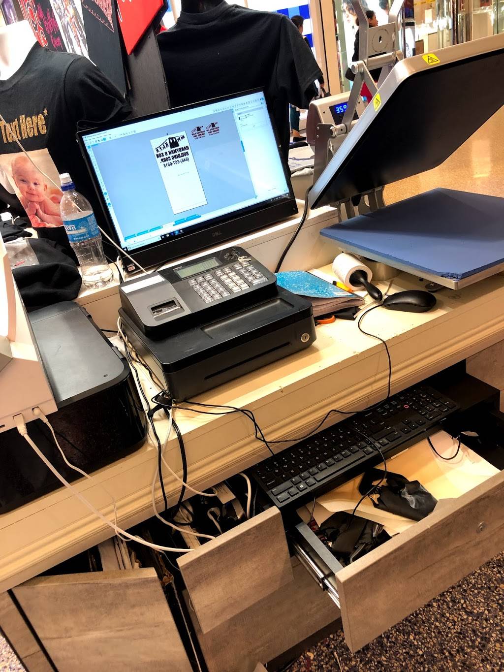 Kings Plaza Shopping Center | shopping mall | 5100 Kings Plaza, Brooklyn, NY 11234, USA | 7182536842 OR +1 718-253-6842