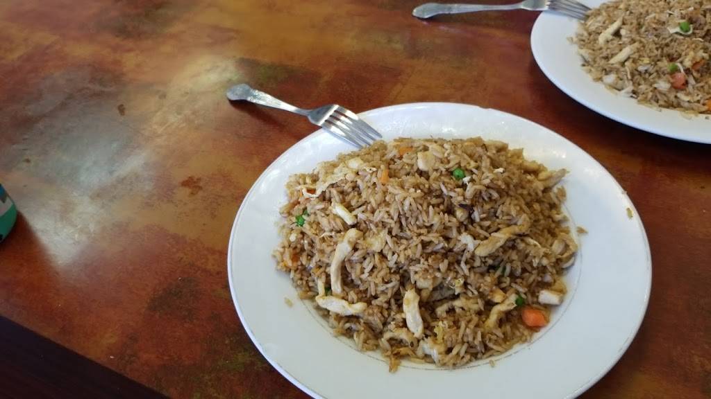 Four Seasons | restaurant | 5960 Kingstowne Center #110, Alexandria, VA 22315, USA | 7039228888 OR +1 703-922-8888