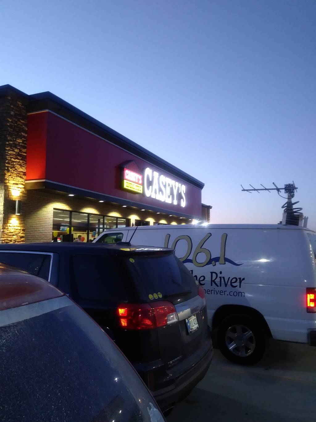 Caseys |  | 2625 State Hwy 7, North Vernon, IN 47265, USA | 8123520267 OR +1 812-352-0267