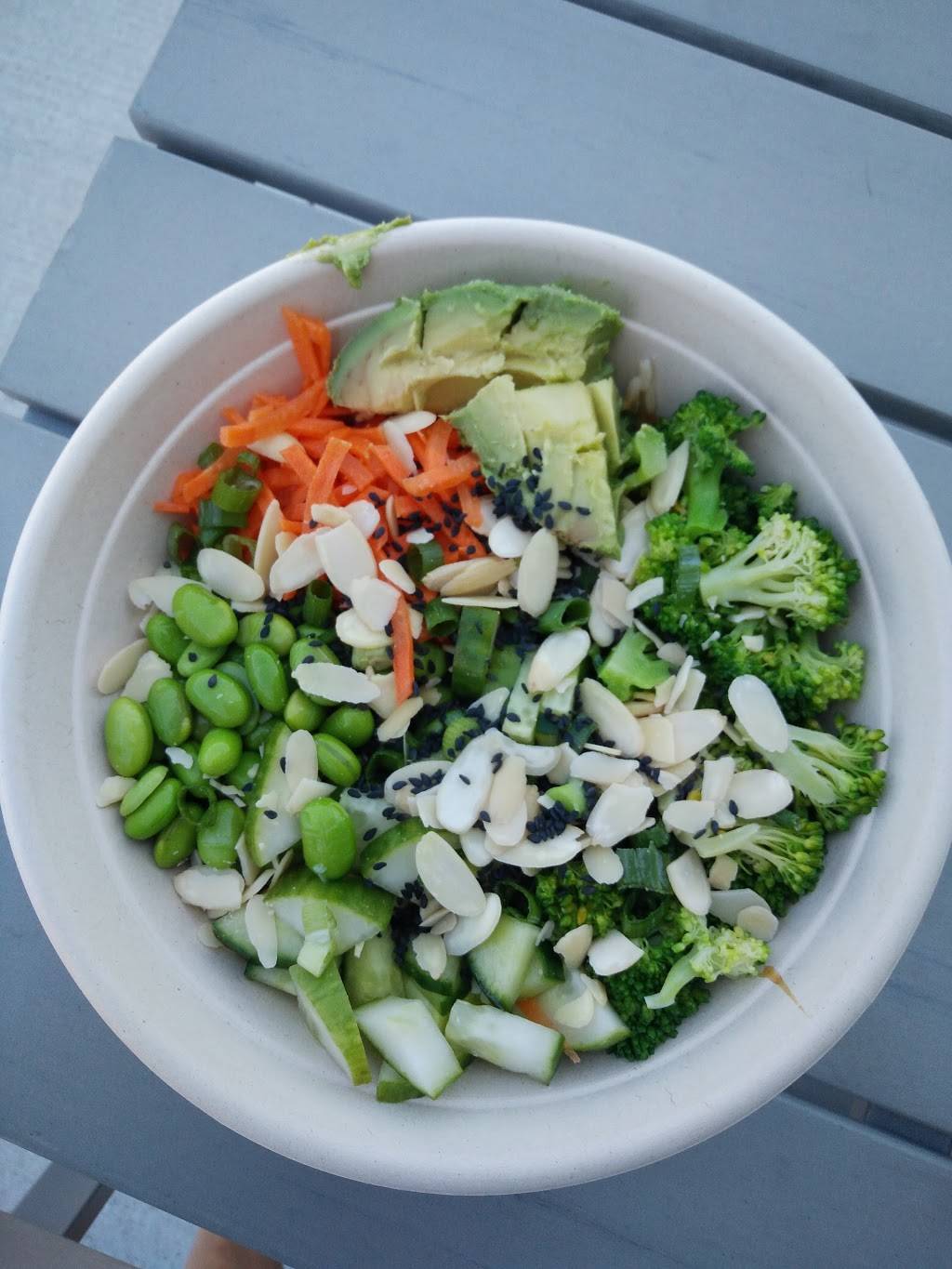 Freshii | restaurant | 84 Clair Rd E #1, Guelph, ON N1L 0G6, Canada | 2263141561 OR +1 226-314-1561