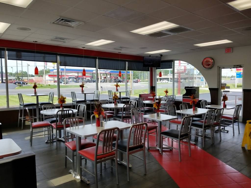 Krystal | meal takeaway | 2258 Hillsboro Blvd, Manchester, TN 37355, USA | 9317232211 OR +1 931-723-2211