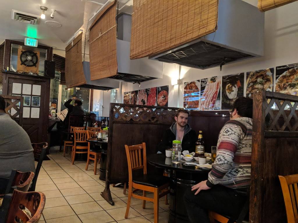 The Crew | restaurant | 1330 Noriega St, San Francisco, CA 94122, USA | 4156658548 OR +1 415-665-8548