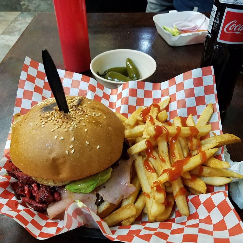 Las Mamalonas Burger | restaurant | 8405 Winkler Dr, Houston, TX 77017, USA | 8328048429 OR +1 832-804-8429