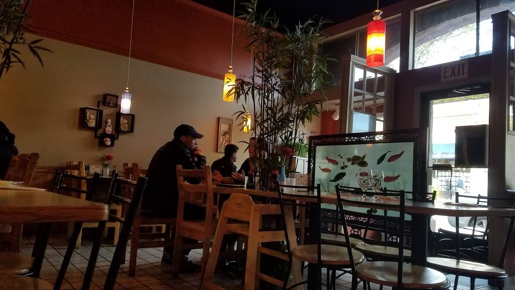 Azuma Sushi | restaurant | 4533 California Ave SW, Seattle, WA 98116, USA | 2069371148 OR +1 206-937-1148