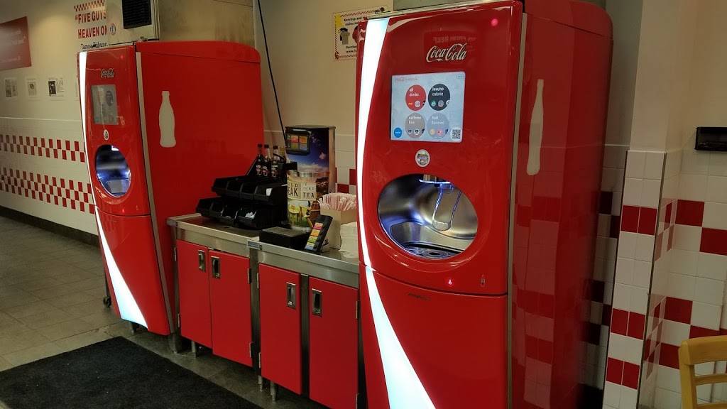 Five Guys | meal takeaway | 268-B Franklin Village Drive, Franklin, MA 02038, USA | 5085203911 OR +1 508-520-3911