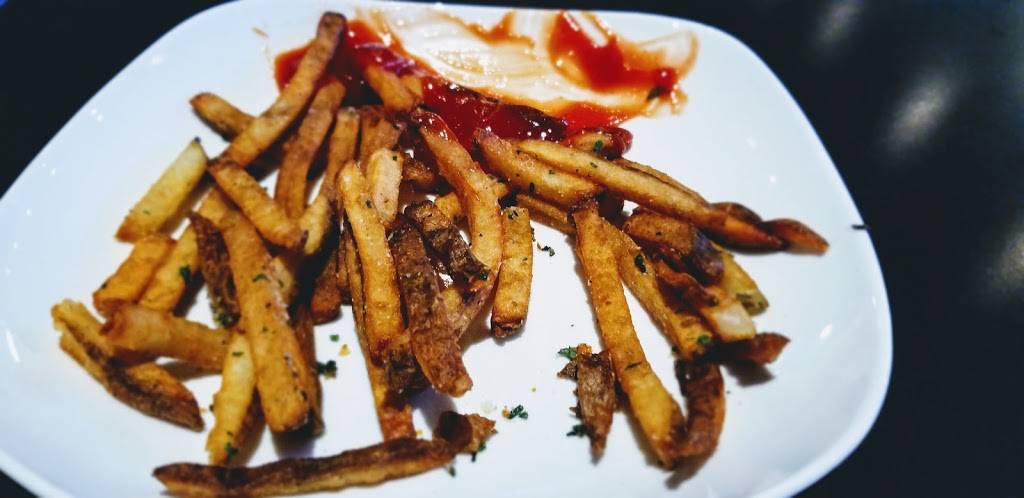 Flip Side Rocky River | restaurant | 19071 Old Detroit Rd, Rocky River, OH 44116, USA | 4407998888 OR +1 440-799-8888