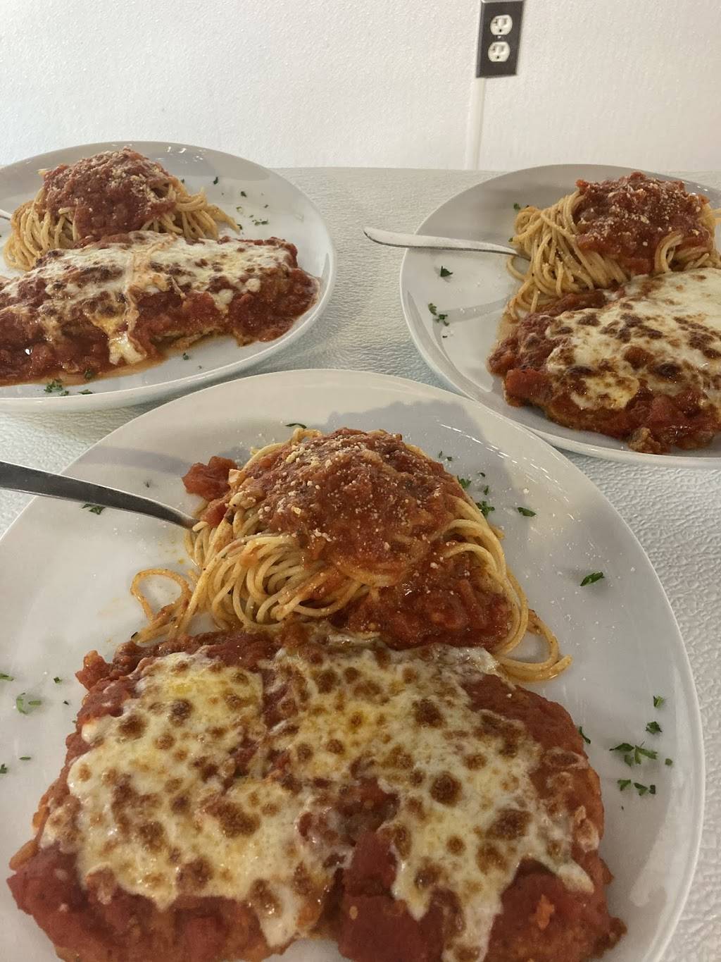 Romas | restaurant | 3316 Ladnier Rd, Gautier, MS 39553, USA | 2284715032 OR +1 228-471-5032