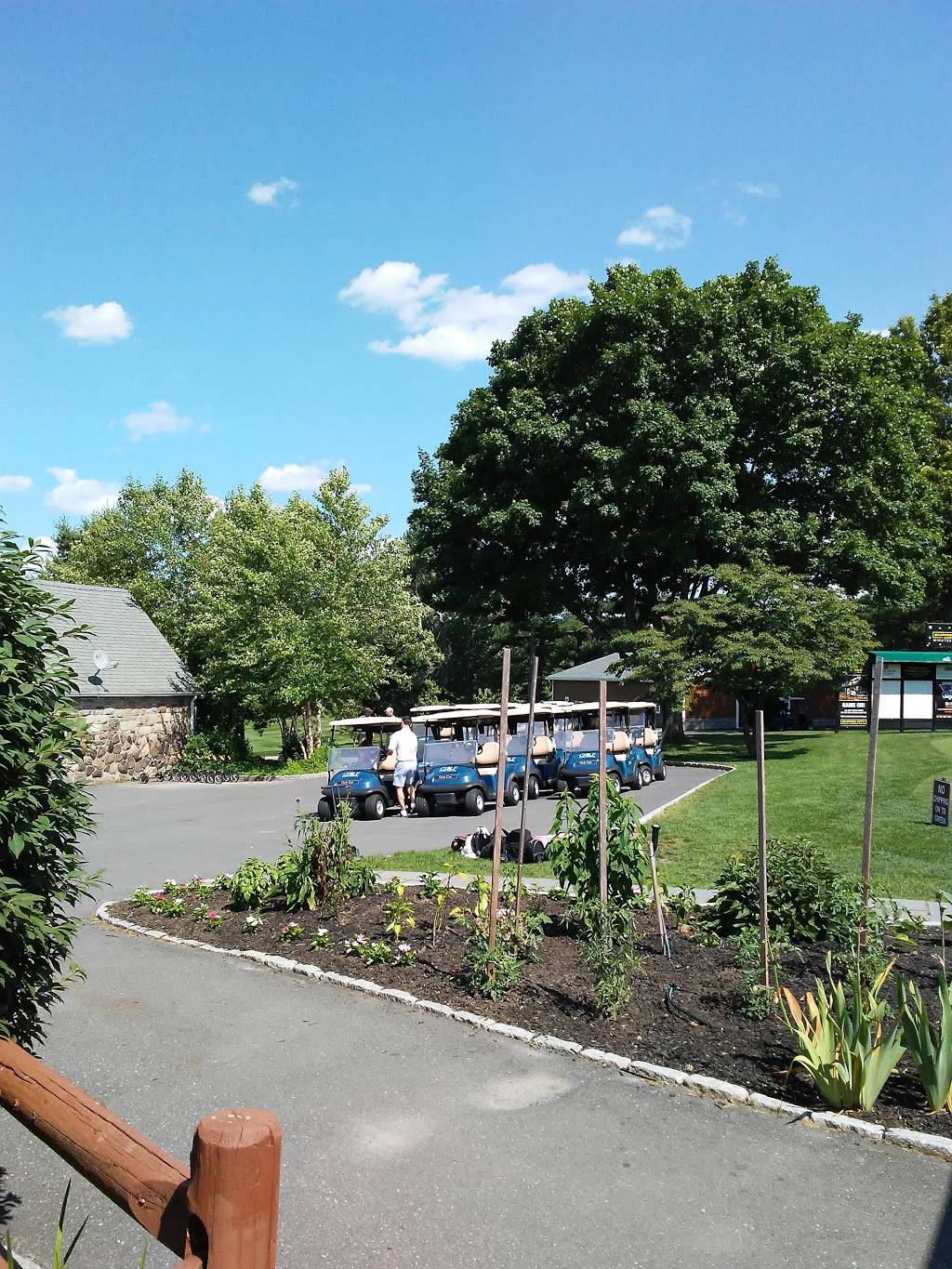 Saxon Woods Grill | restaurant | 315 Mamaroneck Rd, Scarsdale, NY 10583, USA | 9147130498 OR +1 914-713-0498