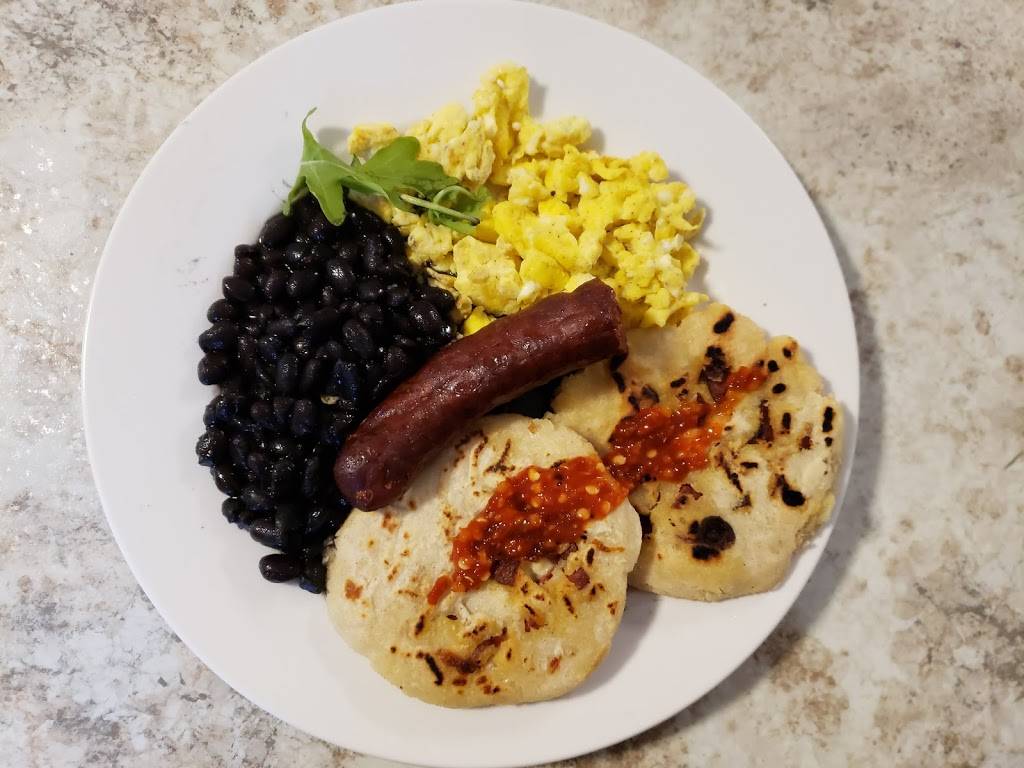 La Fiesta Latina | restaurant | 565 Somerset St W, Ottawa, ON K1R 5K2, Canada | 6137121717 OR +1 613-712-1717