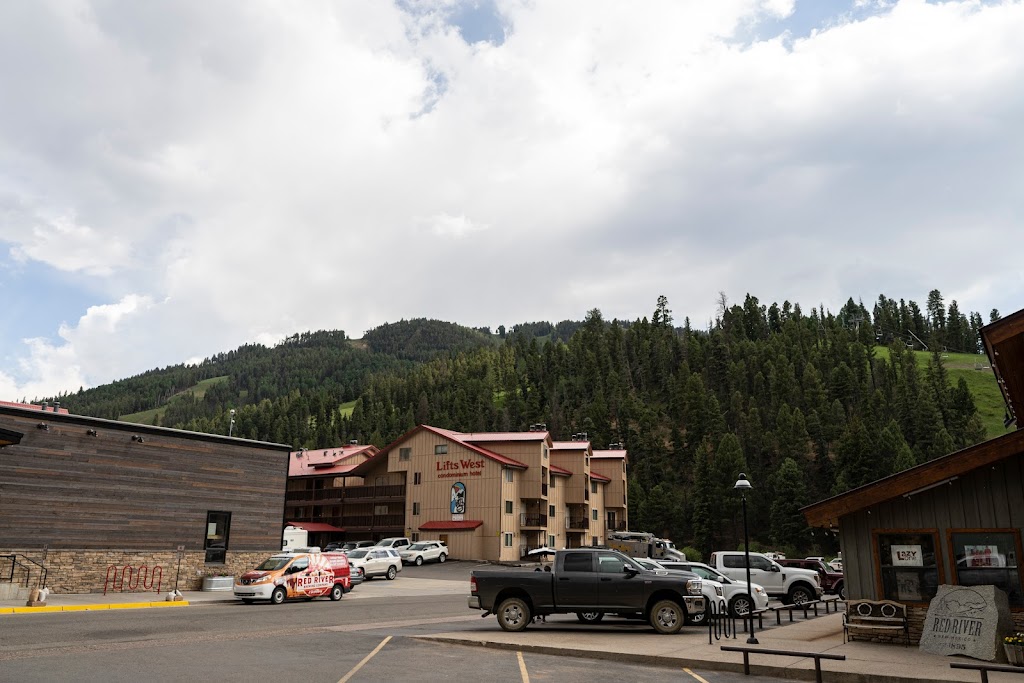 Lifts West Condominium Hotel / NO CLEANING FEE | restaurant | 201 W Main St, Red River, NM 87558, USA | 5757542778 OR +1 575-754-2778