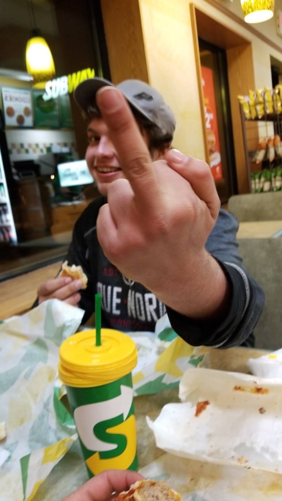 Subway | restaurant | 560 B Debra Dr, Lewiston, MN 55952, USA | 5075233500 OR +1 507-523-3500