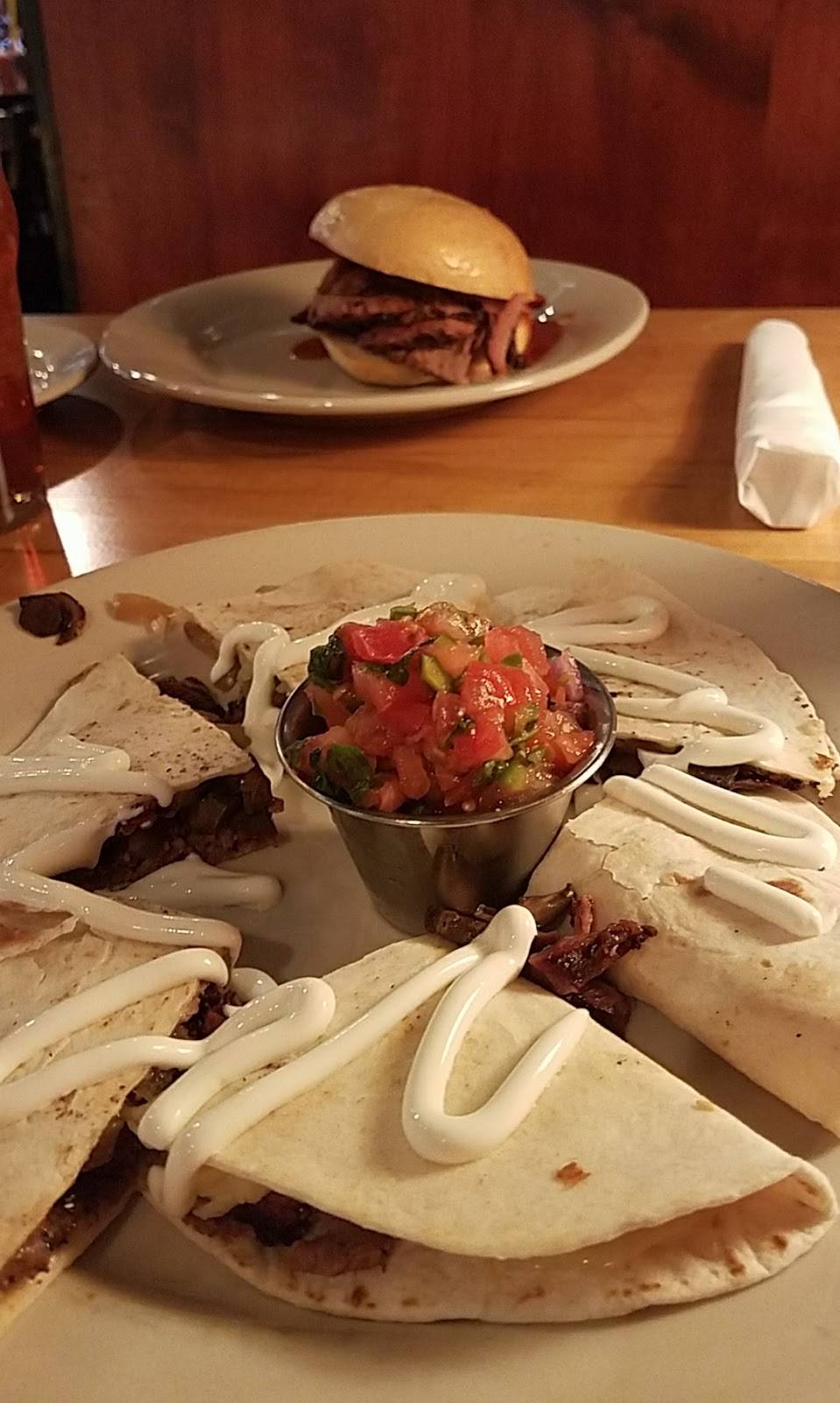 Jim N Nicks Bar-B-Q | restaurant | 24153 E Prospect Ave, Aurora, CO 80016, USA | 7202745300 OR +1 720-274-5300