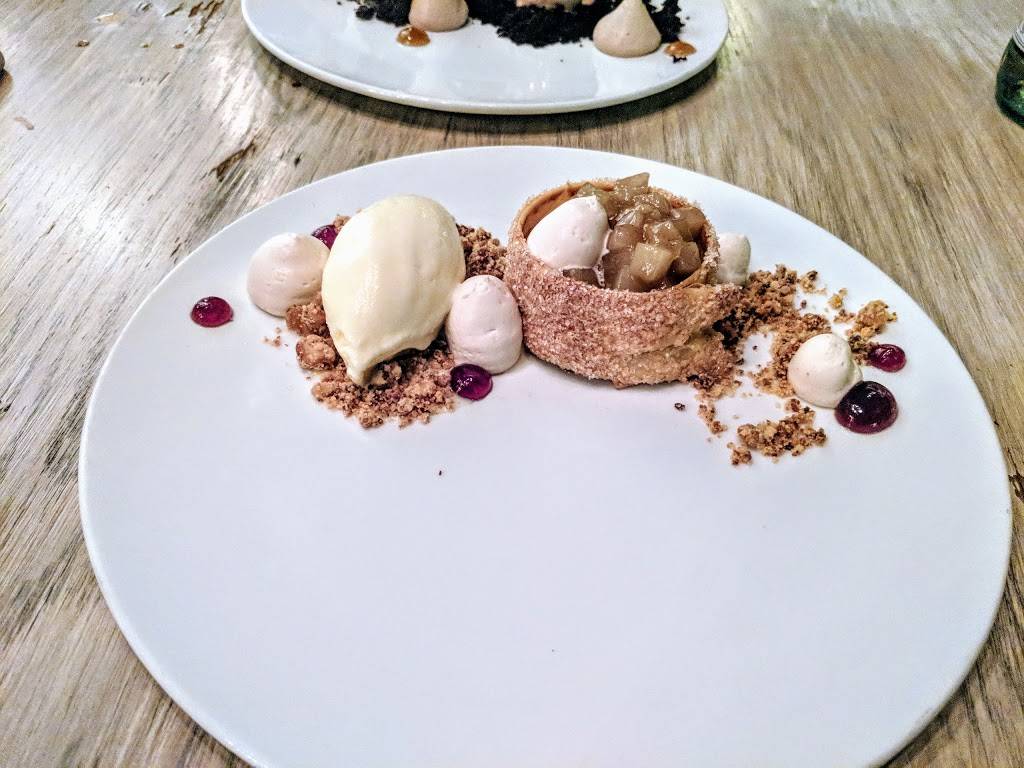 Knife Dallas | restaurant | 5300 E Mockingbird Ln, Dallas, TX 75206, USA | 2144439339 OR +1 214-443-9339