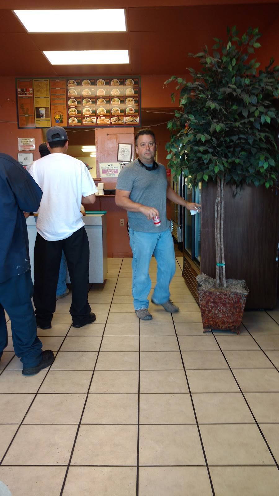 Papa Chevos | restaurant | 1760 Fremont Blvd # A2, Seaside, CA 93955, USA | 8313931610 OR +1 831-393-1610