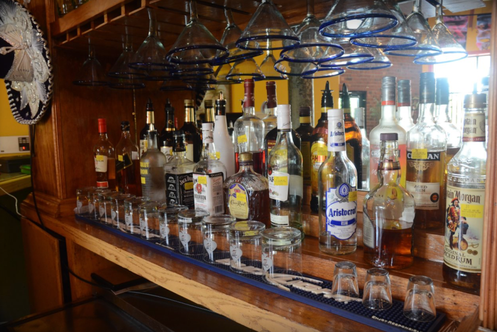 Mi Cabana Mexican Restaurant #3 | restaurant | 4054 S Memorial Dr, Winterville, NC 28590, USA | 2523215520 OR +1 252-321-5520