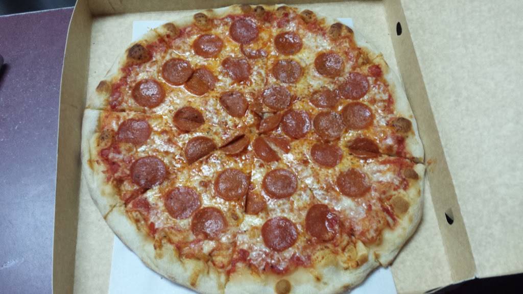 D Ds Pizza | restaurant | 300 Hooker Ave, Poughkeepsie, NY 12603, USA | 8454521754 OR +1 845-452-1754