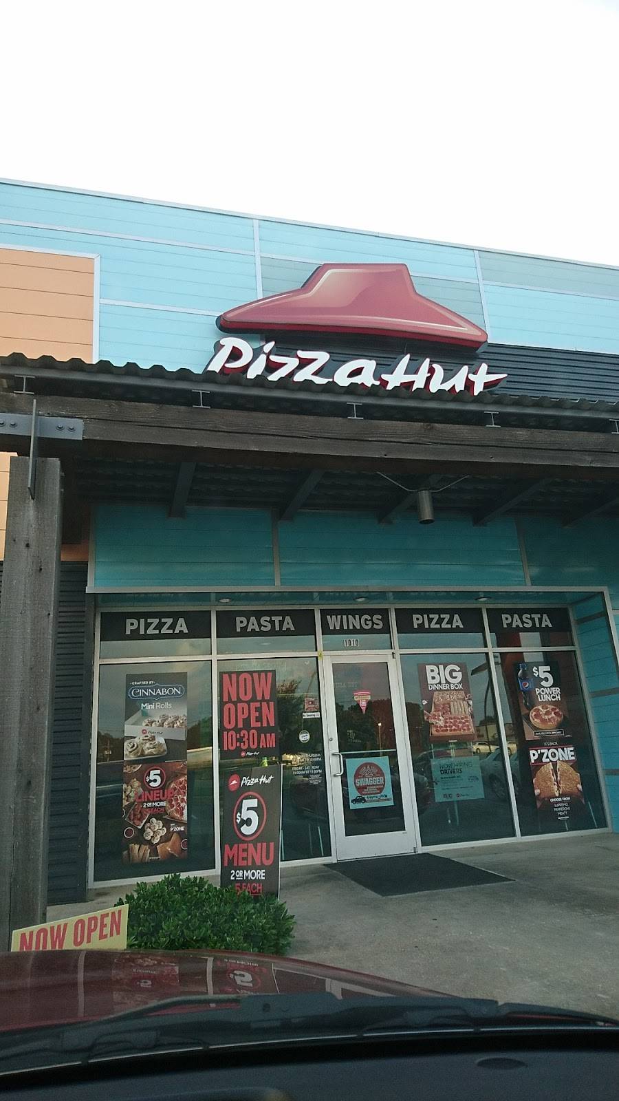 Pizza Hut | restaurant | 7925 S Broadway Ave Suite 1010, Tyler, TX 75703, USA | 9035616141 OR +1 903-561-6141