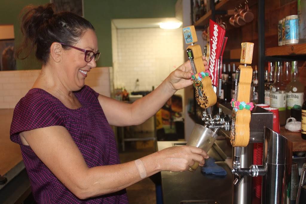 Kawailoa Tavern | restaurant | 66-197D, Kamehameha Hwy, Haleiwa, HI 96712, USA | 8087443754 OR +1 808-744-3754