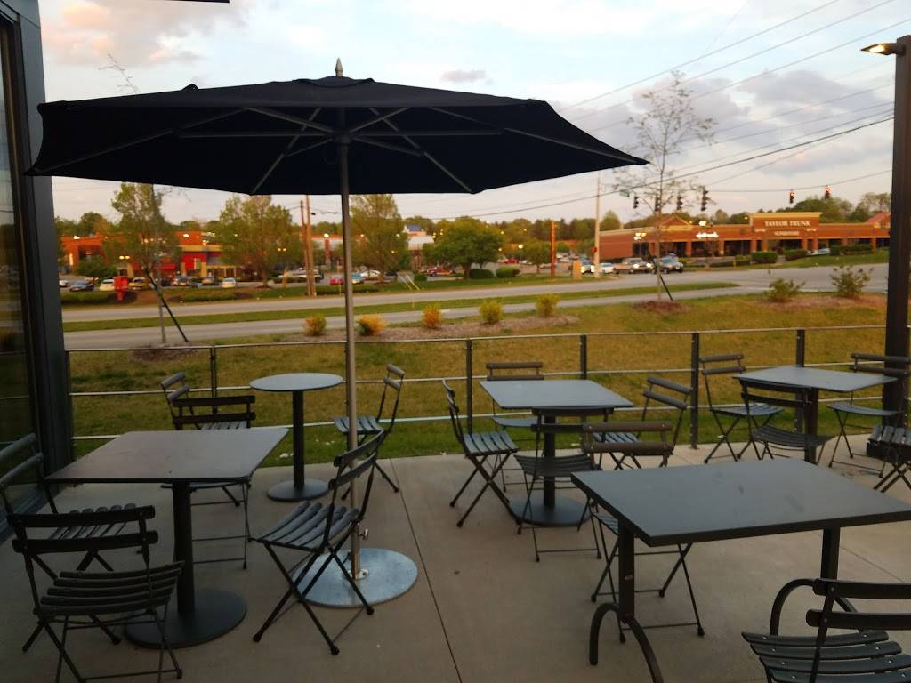 Chipotle Mexican Grill | restaurant | 420 S Hurstbourne Pkwy, Louisville, KY 40222, USA | 5024253017 OR +1 502-425-3017