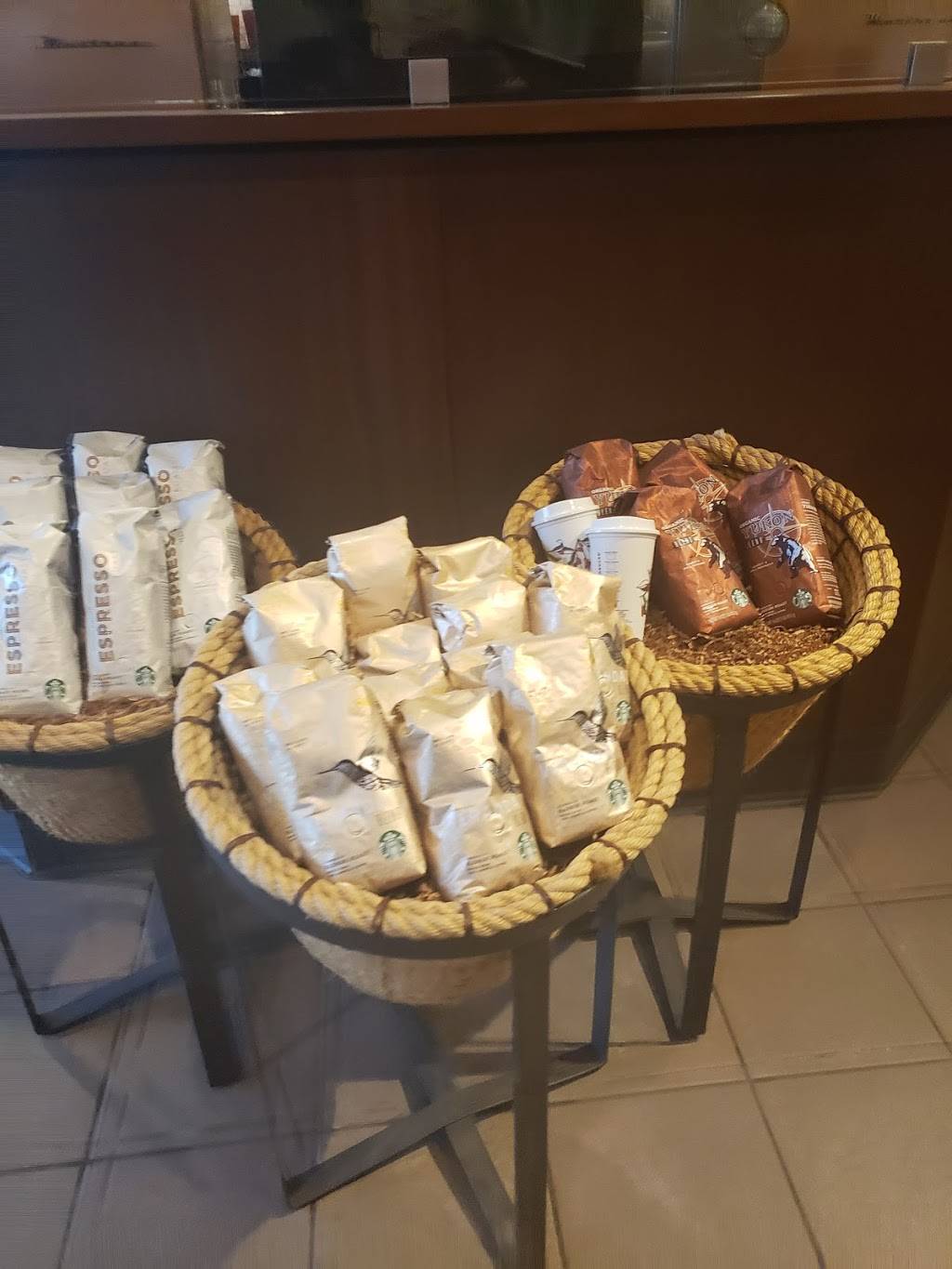 Starbucks | cafe | 159 Buckley Rd, Libertyville, IL 60048, USA | 8475496836 OR +1 847-549-6836