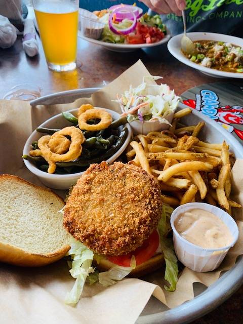 Crawdaddy’s Restaurant & Oyster Bar | restaurant | 762 Parkway #5, Gatlinburg, TN 37738, USA | 8654303755 OR +1 865-430-3755