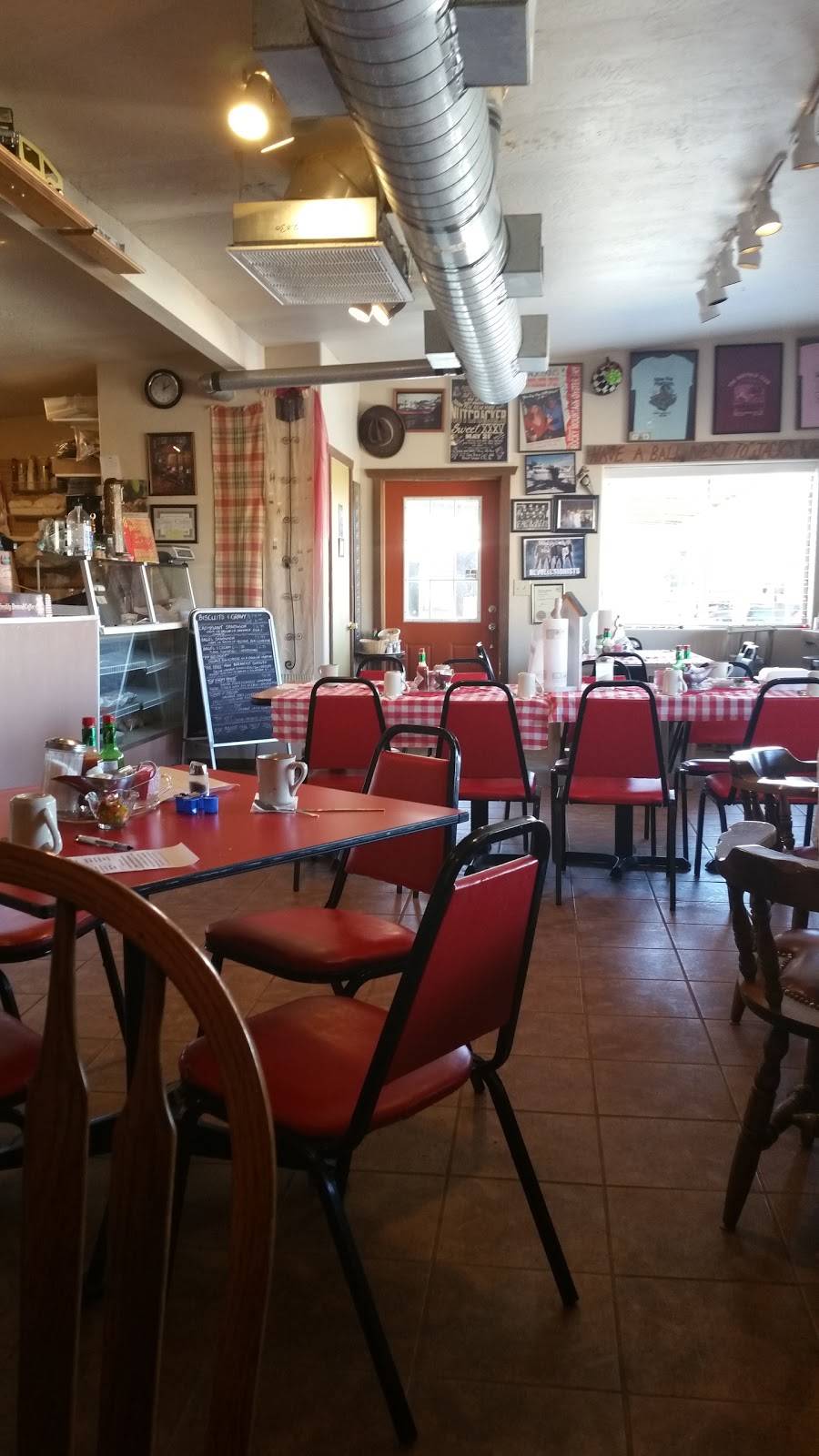 Squaw Peak Coffee Co. | restaurant | 33150 Coldwater Canyon Rd, Black Canyon City, AZ 85324, USA | 6233749000 OR +1 623-374-9000