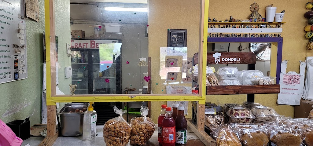 The Corner Stop | restaurant | 2021 Ben Ficklin Rd, San Angelo, TX 76903, USA | 3256537414 OR +1 325-653-7414