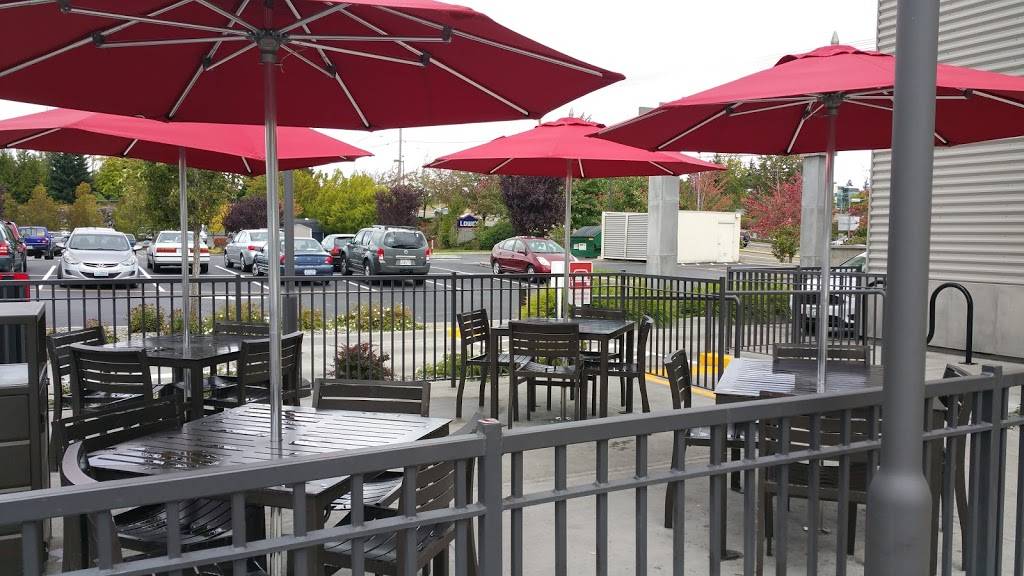 Chick-fil-A | restaurant | 3026 196th St SW, Lynnwood, WA 98036, USA | 4256737132 OR +1 425-673-7132