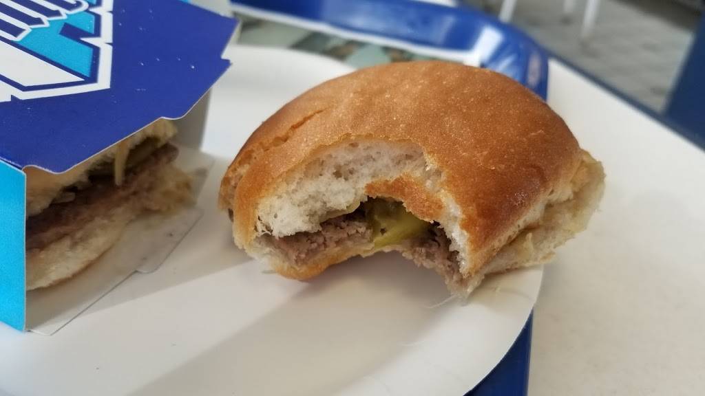 White Castle | restaurant | 2430 Landmark Ave NE, Corydon, IN 47112, USA | 8127386551 OR +1 812-738-6551