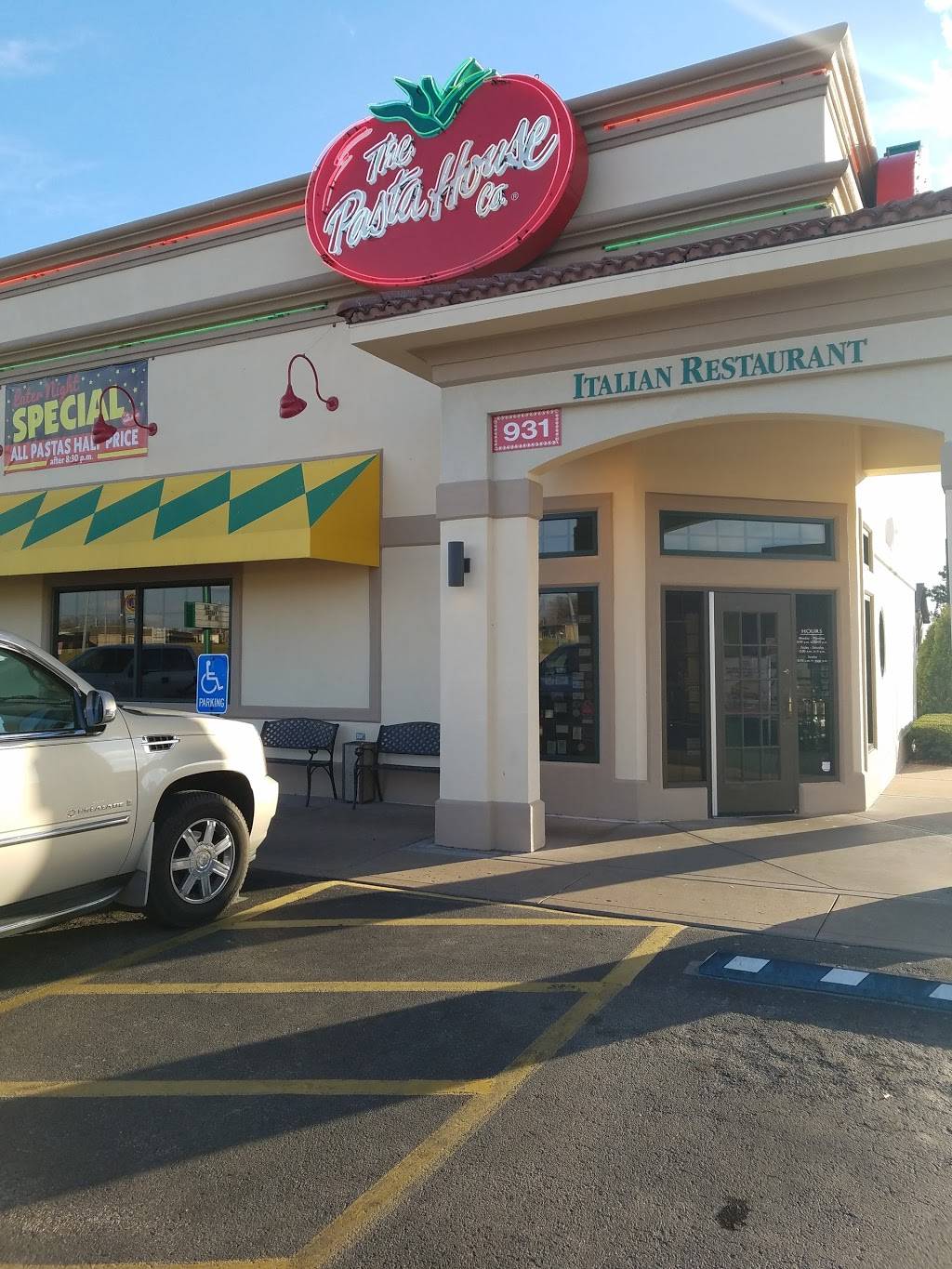 Pasta House Co | restaurant | 931 Valley Creek Dr, Farmington, MO 63640, USA | 5737600026 OR +1 573-760-0026