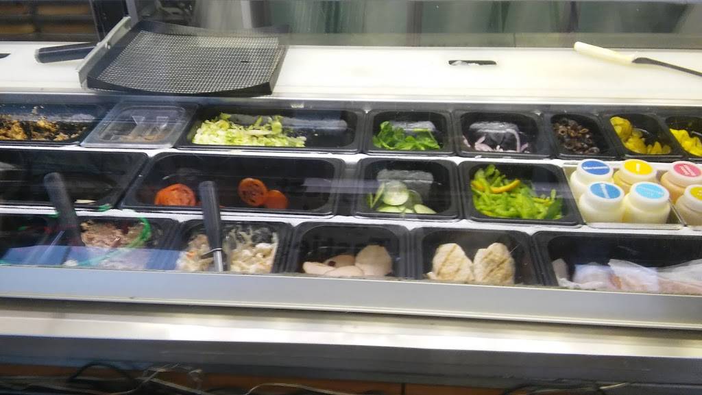Subway Restaurants | restaurant | 3631 Miller Rd, Flint, MI 48503, USA | 8102395355 OR +1 810-239-5355