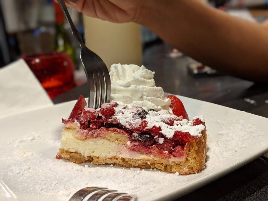 La Poulette Delray Beach | restaurant | 215 NE 6th Ave, Delray Beach, FL 33483, USA | 5619082396 OR +1 561-908-2396