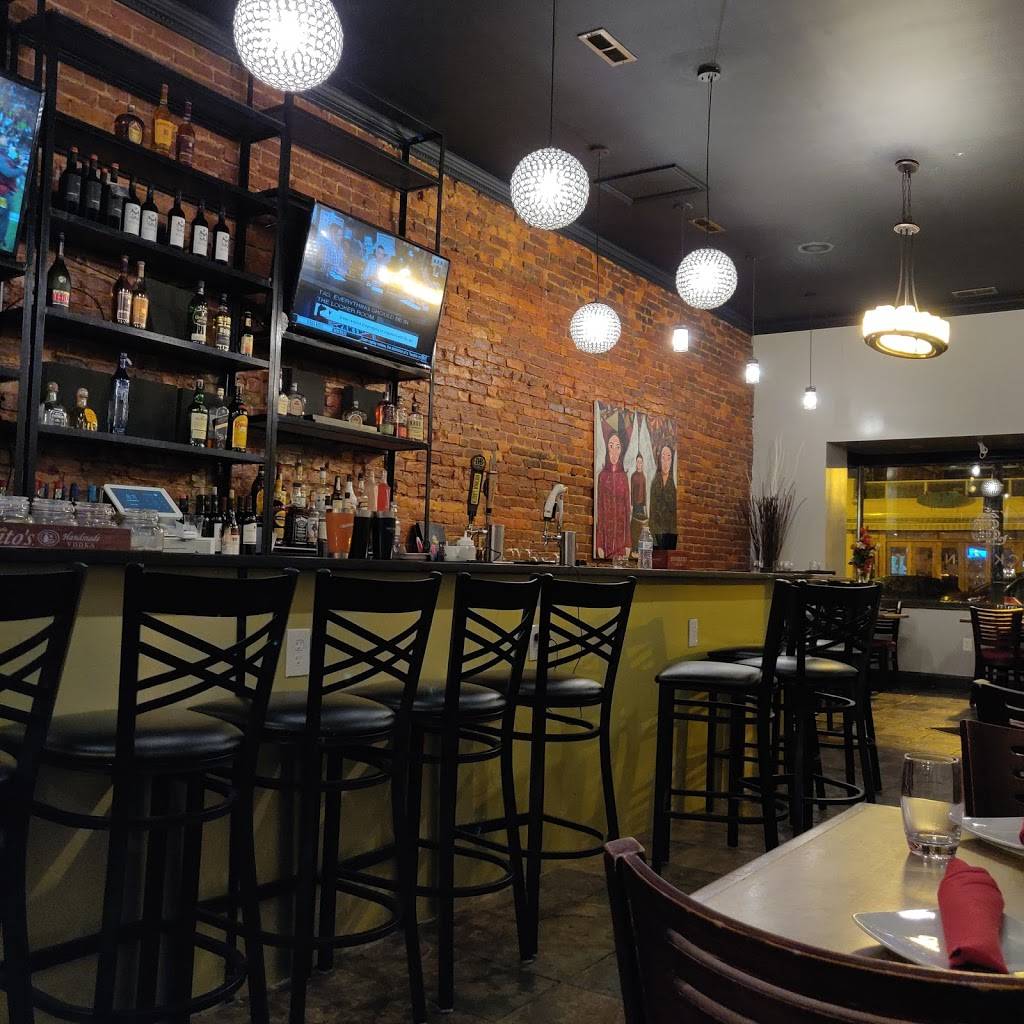 Sanphan Thai Cuisine | restaurant | 653 Pennsylvania Ave SE, Washington, DC 20003, USA | 2025449368 OR +1 202-544-9368