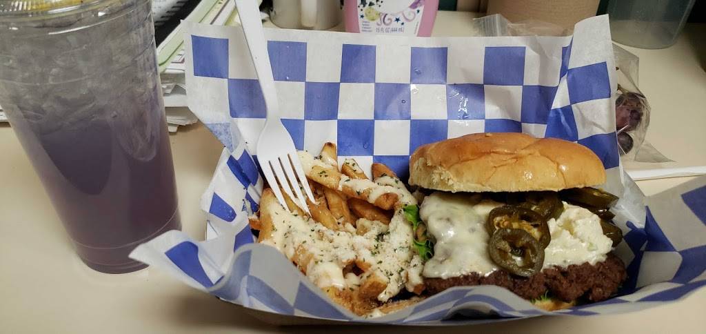 The Lucky Penny Burger Co. | restaurant | 275 Cumberland Pkwy, Mechanicsburg, PA 17055, USA | 9206393919 OR +1 920-639-3919