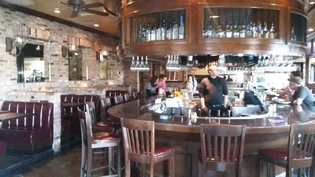 Charlestons Restaurant | restaurant | 14636 Greyhound Plaza, Carmel, IN 46032, USA | 3178465965 OR +1 317-846-5965