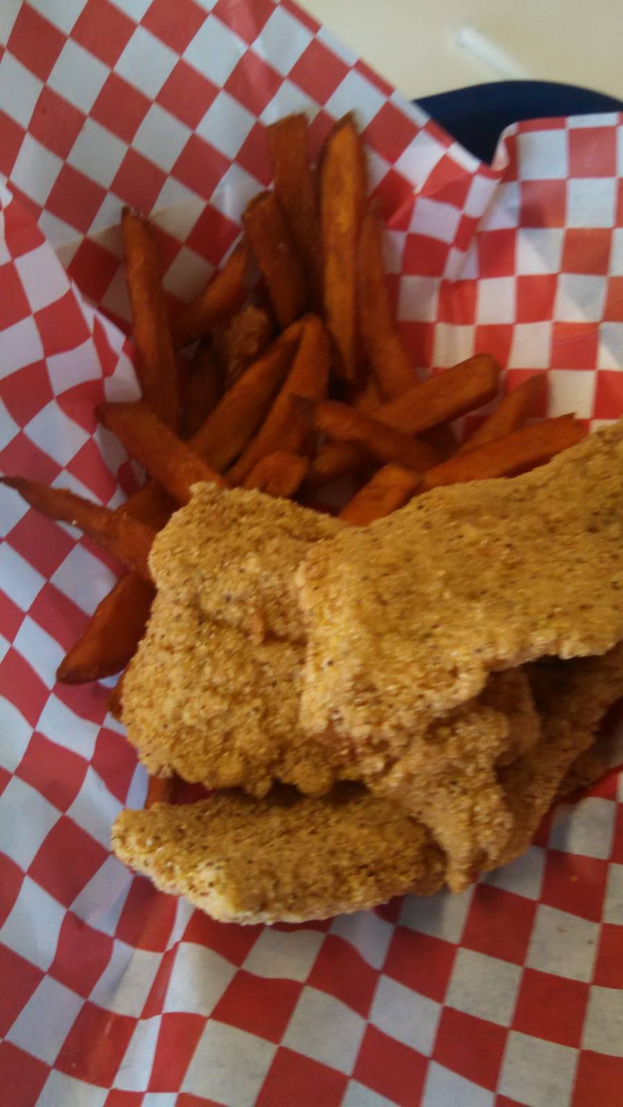 The Fat Fish | restaurant | 3221 Adeline St, Berkeley, CA 94703, USA | 5106532121 OR +1 510-653-2121