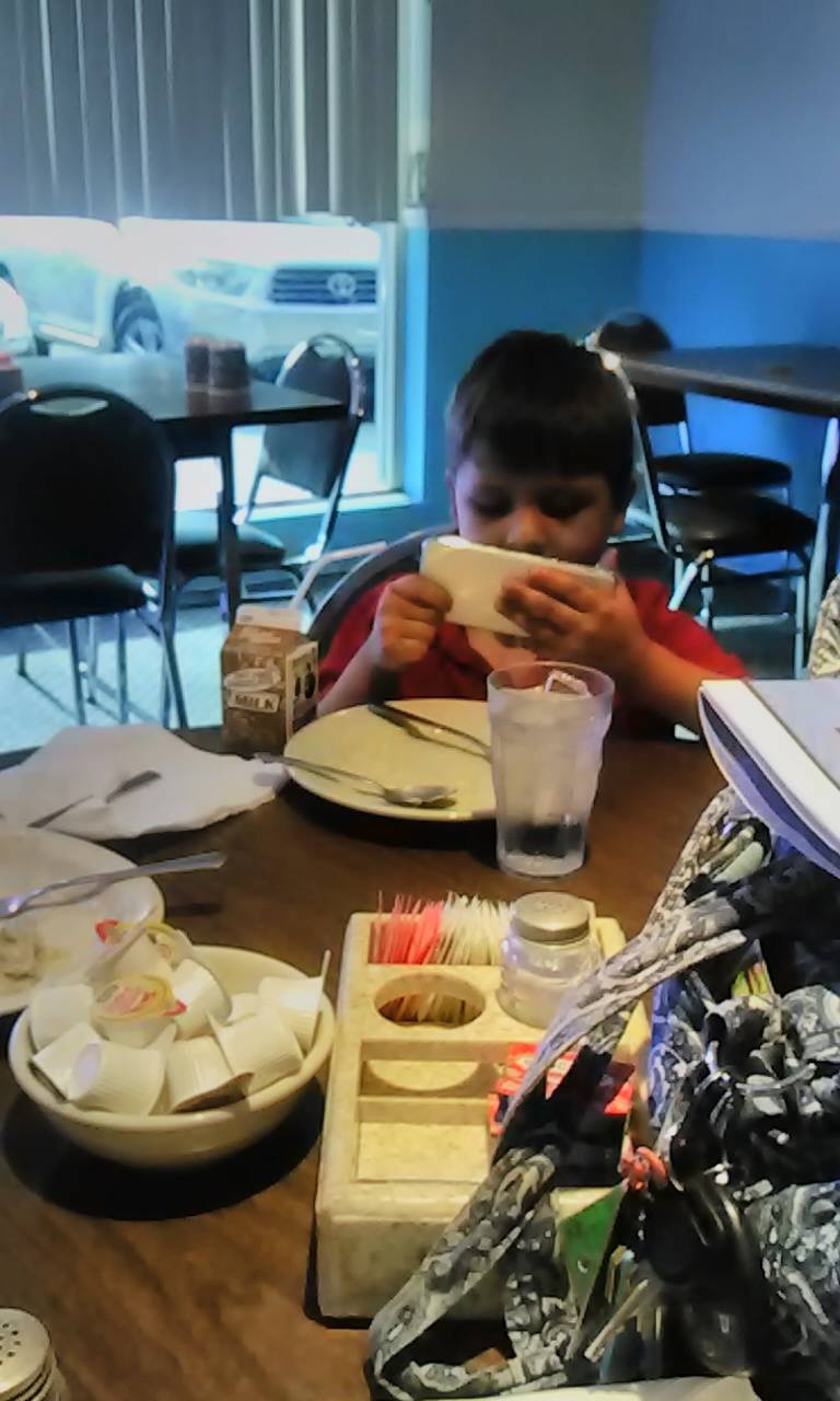 Scooters Ds | restaurant | 724 Shoppers Ln, Kalamazoo, MI 49004, USA | 2693454830 OR +1 269-345-4830