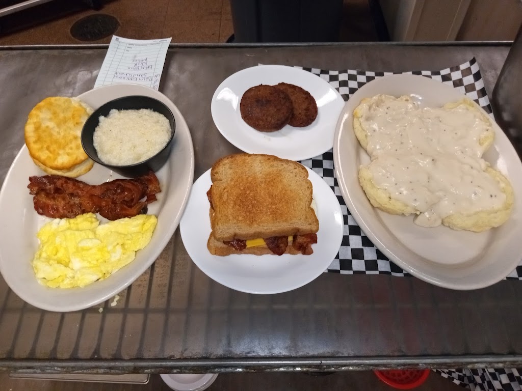 Biloxi Country Café | restaurant | 15200 Lemoyne Blvd Suite 1, Biloxi, MS 39532, USA | 2282808880 OR +1 228-280-8880