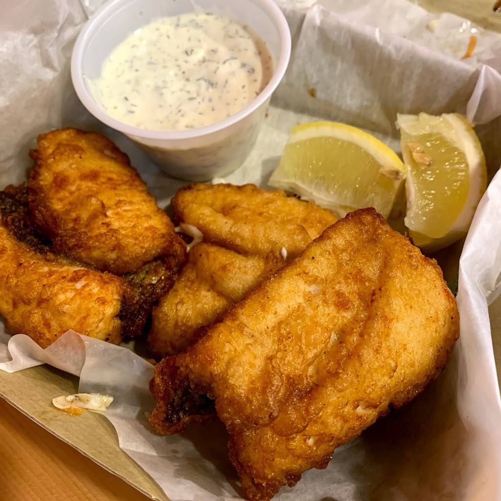 Moofinfries | restaurant | w11627 US-2, Naubinway, MI 49762, USA | 9064779000 OR +1 906-477-9000