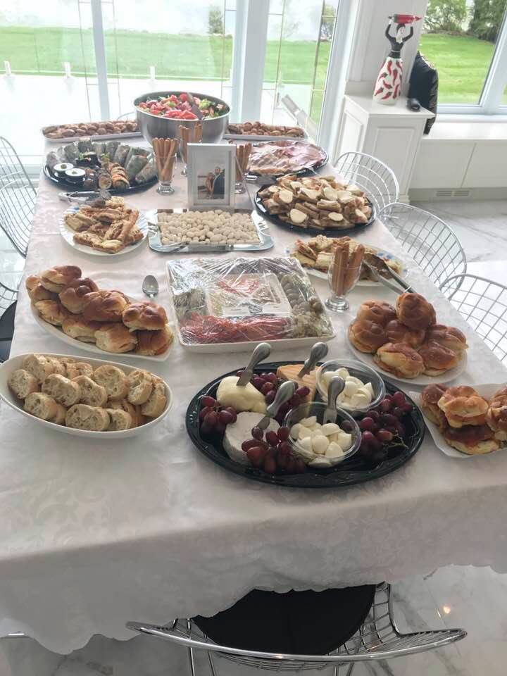 Traiteur la Bella cucina | restaurant | 895 Boulevard des Laurentides, Piedmont, QC J0R 1K0, Canada | 5147957120 OR +1 514-795-7120