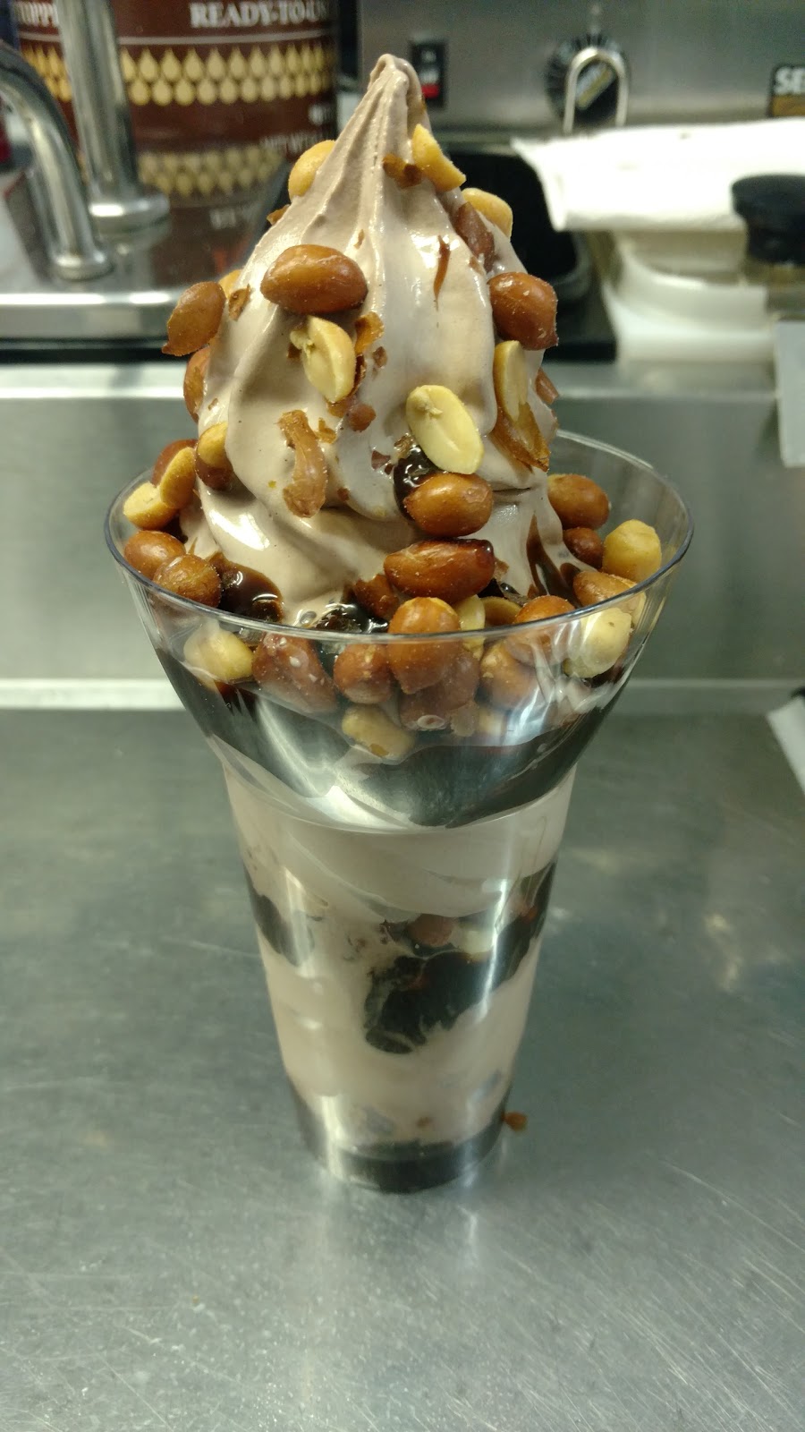 Mister Ts Wonderfreeze | meal takeaway | 26048 Broadway Ave, Oakwood, OH 44146, USA | 4403847325 OR +1 440-384-7325