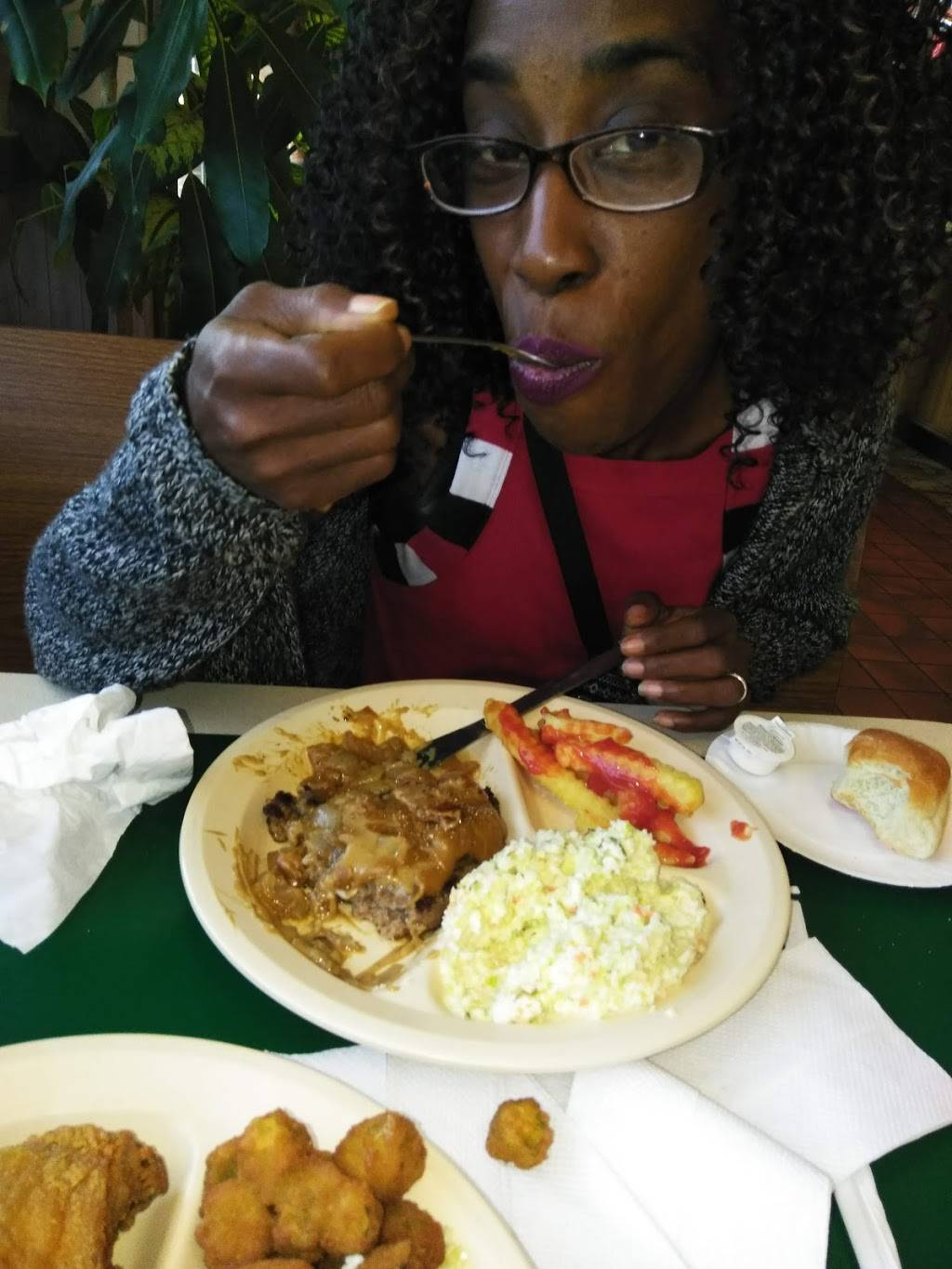 Patricks Restaurant | restaurant | 3111 N Pleasantburg Dr, Greenville, SC 29609, USA | 8642352615 OR +1 864-235-2615