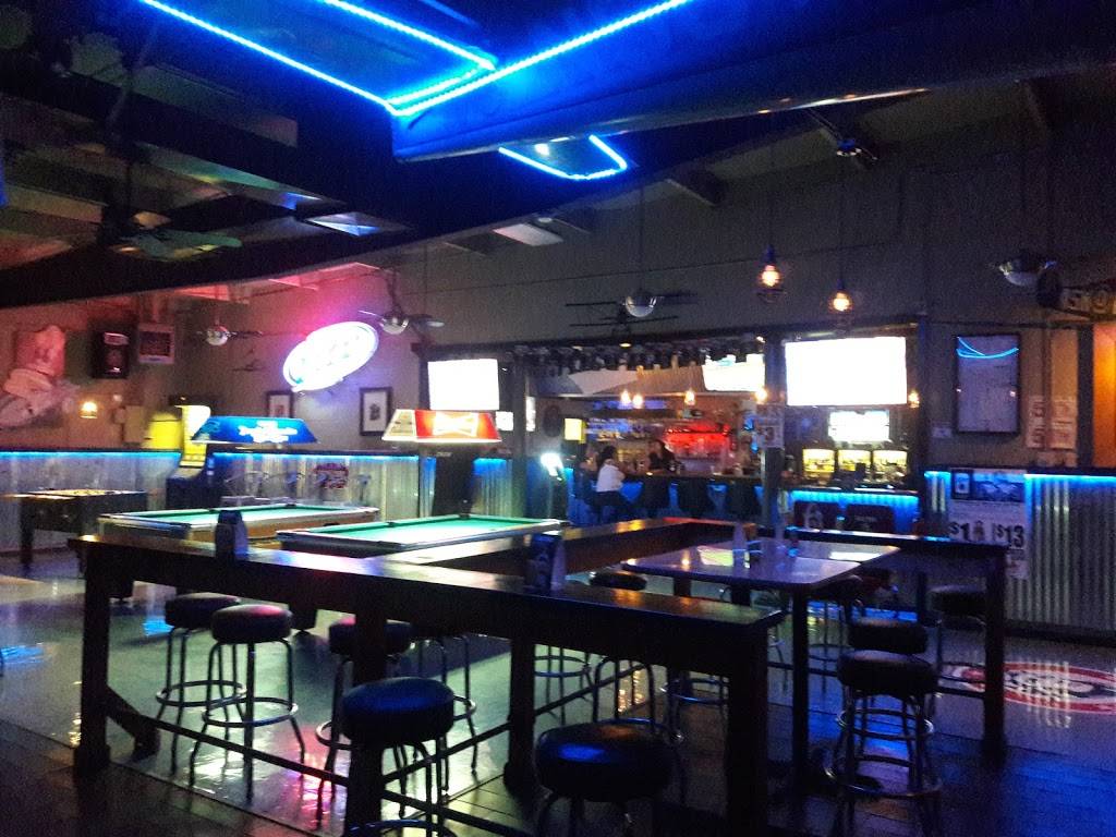 Aviators | restaurant | 9477 Dyer St ste h, El Paso, TX 79924, USA | 9157599966 OR +1 915-759-9966