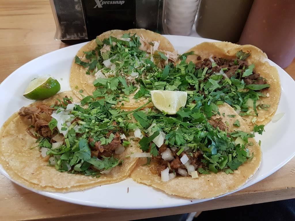 Tu Taco | restaurant | 419 W Randol Mill Rd, Arlington, TX 76011, USA | 8174591551 OR +1 817-459-1551