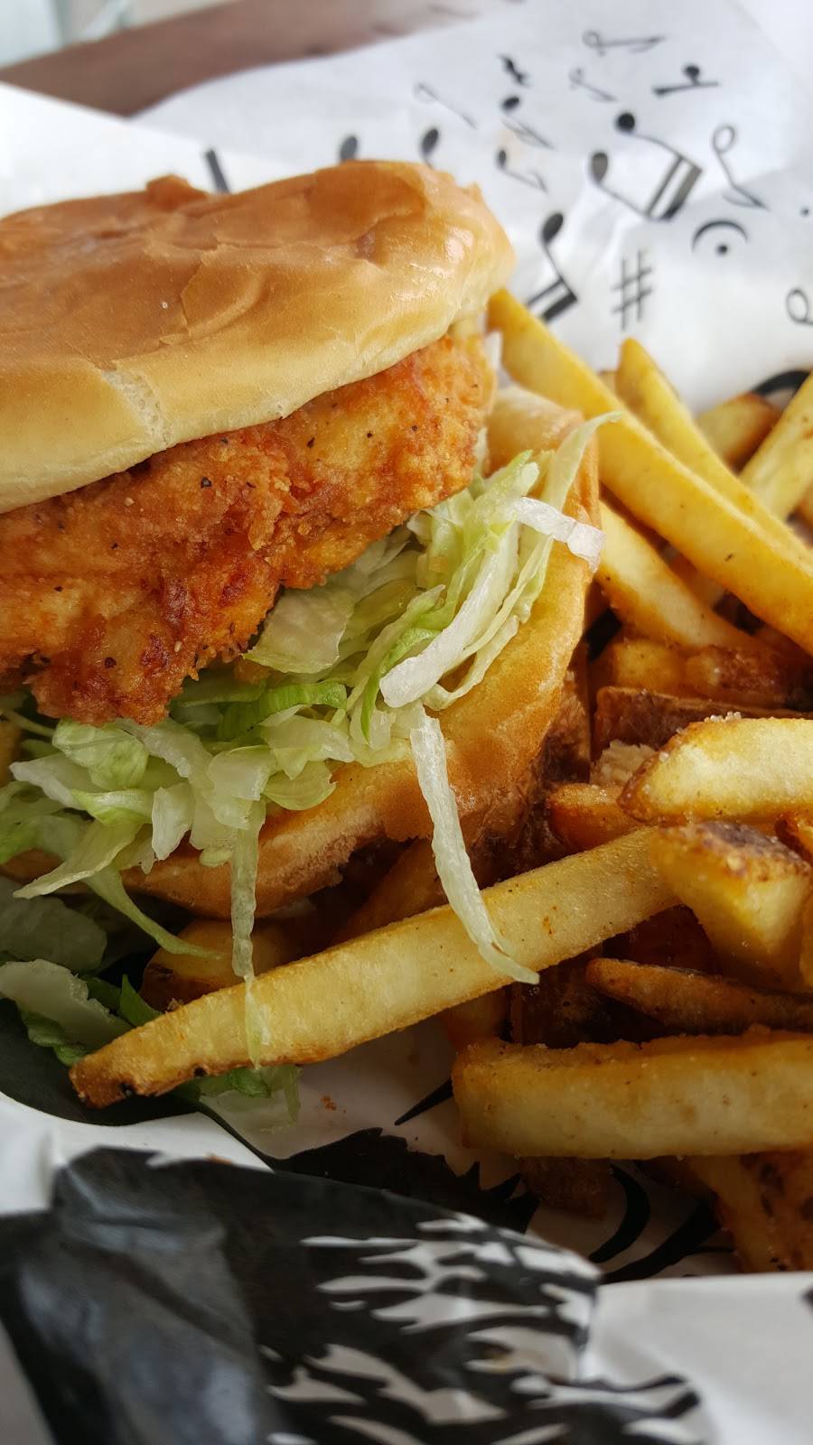 Slim Chickens | restaurant | 3562 W Wedington Dr, Fayetteville, AR 72704, USA | 4798566677 OR +1 479-856-6677