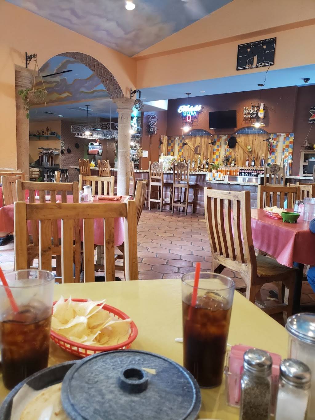 Casa Sol | restaurant | 921 TX-123, Seguin, TX 78155, USA | 8303793330 OR +1 830-379-3330